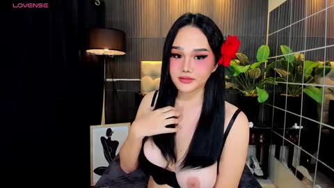 Tyra Colins online show from September 23, 7:06 pm