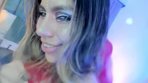 Snapshot of delilah_fix chatting on March 22, 9:29 pm della online show from March 22, 9:29 pm