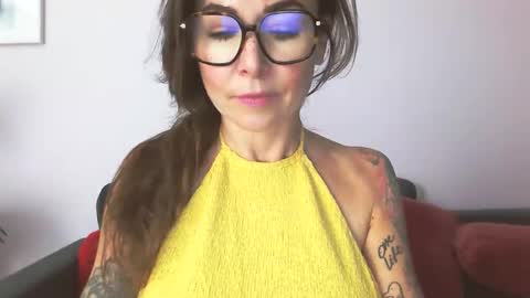 delilah_sweet online show from November 25, 3:56 pm