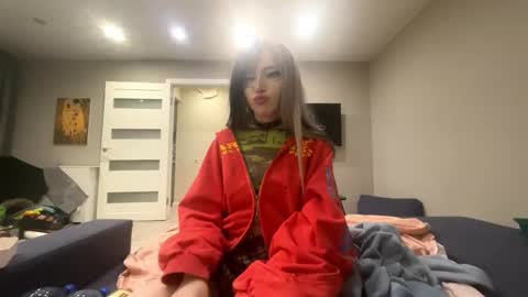 Snapshot of delilahdyl chatting on November 26, 6:42 pm Mila online show from November 26, 6:42 pm