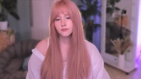 Delilah or Laila online show from September 27, 10:15 pm