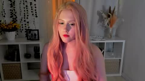 Snapshot of delilahtaylor chatting on April 25, 11:13 pm Delilah or Laila online show from April 25, 11:13 pm