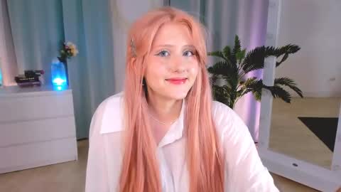 Snapshot of delilahtaylor chatting on June 5, 9:20 pm Delilah or Laila online show from June 5, 9:20 pm