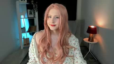 Snapshot of delilahtaylor chatting on July 17, 8:57 pm Delilah or Laila online show from July 17, 8:57 pm