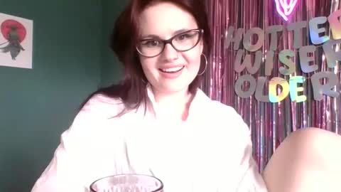 Snapshot of dellacrush_ chatting on February 10, 4:14 pm dellacrush_ online show from February 10, 4:14 pm