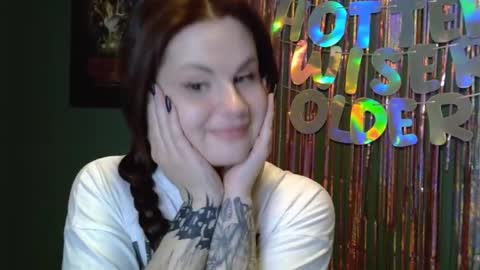 Snapshot of dellacrush_ chatting on February 14, 1:18 pm dellacrush_ online show from February 14, 1:18 pm