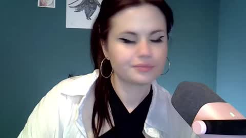 Snapshot of dellacrush_ chatting on February 20, 8:47 pm dellacrush_ online show from February 20, 8:47 pm