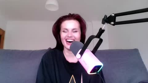 Snapshot of dellacrush_ chatting on March 5, 2:34 pm dellacrush_ online show from March 5, 2:34 pm