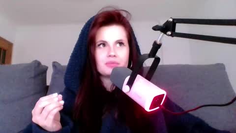 Snapshot of dellacrush_ chatting on March 7, 6:00 pm dellacrush_ online show from March 7, 6:00 pm