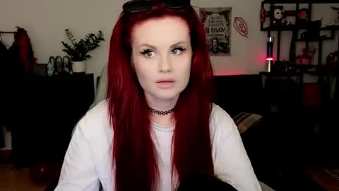 dellacrush_ online show from March 2, 6:04 pm