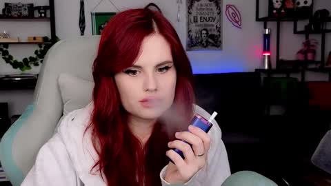 dellacrush_ online show from March 23, 6:34 pm