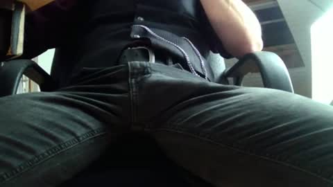 Snapshot of delling235 chatting on November 9, 9:24 pm delling235 online show from November 9, 9:24 pm