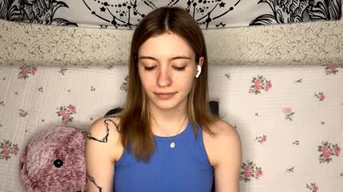 Sia online show from February 5, 1:38 pm