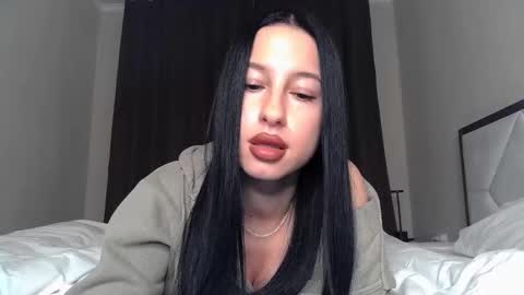 delly_love online show from October 8, 7:11 pm