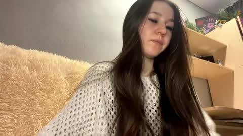 Sarah online show from March 18, 3:09 am