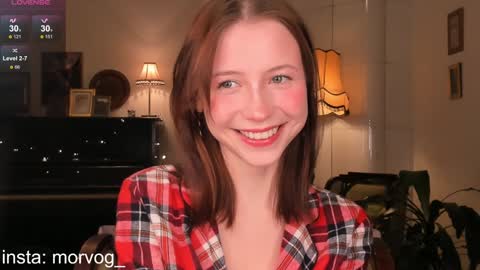 Snapshot of delorathecookie chatting on December 13, 4:05 pm Delora online show from December 13, 4:05 pm