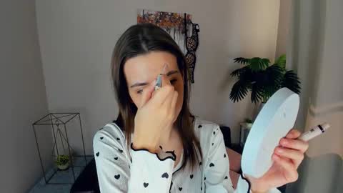 Eliza online show from March 24, 10:31 am