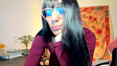 demeter__ online show from December 3, 4:47 am