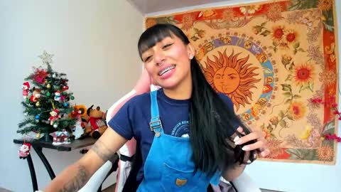 demeter__ online show from December 28, 8:04 pm