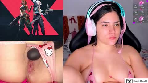 demiii online show from February 19, 9:49 am