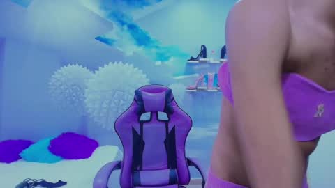 DEMI online show from November 19, 11:32 am