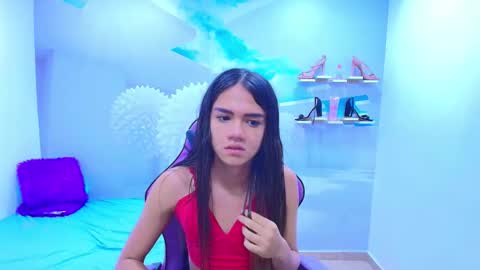 DEMI online show from December 17, 2:23 pm