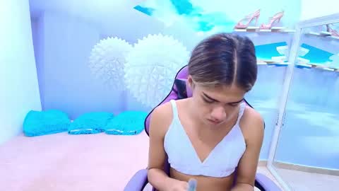 DEMI online show from February 20, 11:54 am