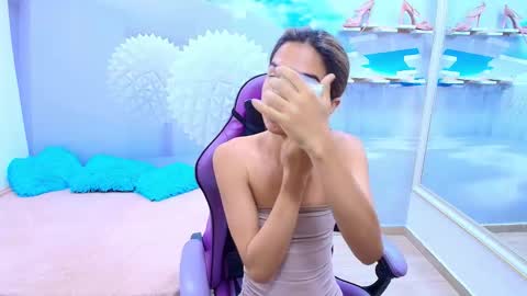 DEMI online show from February 23, 11:40 am