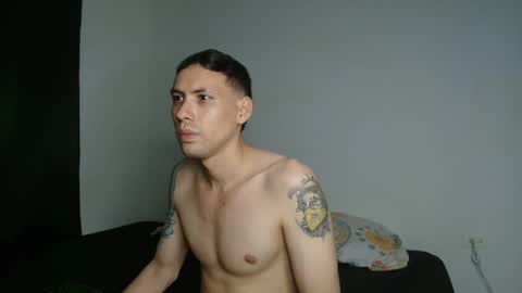 demian_melany_ online show from December 19, 5:47 am