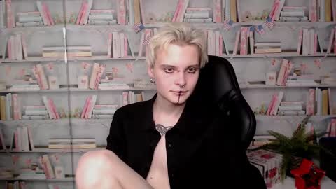 demianenglen online show from March 11, 9:26 pm