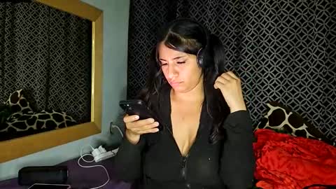 demivercetti online show from March 14, 9:09 pm