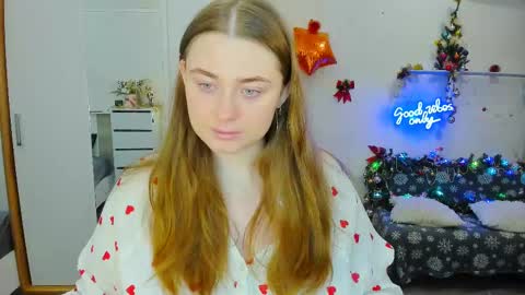 Sophie online show from December 2, 2:31 am