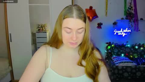 Sophie online show from December 16, 5:59 am