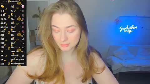 Sophie online show from January 28, 9:08 pm