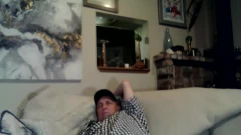 Snapshot of demuswatch chatting on June 10, 7:40 am demus and Abby online show from June 10, 7:40 am