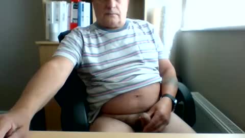 den66_ online show from May 9, 12:21 pm