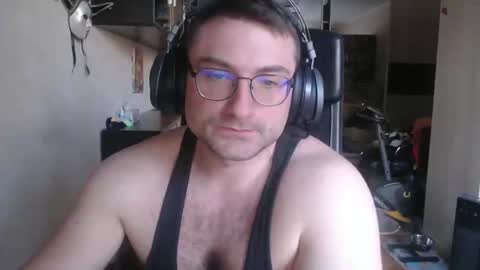 Snapshot of den_lover1 chatting on February 26, 10:58 am Den online show from February 26, 10:58 am