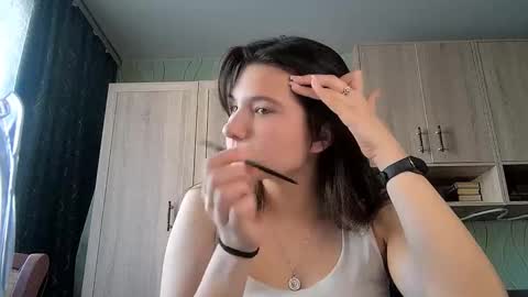 Snapshot of denaemalikowski chatting on March 19, 7:23 am Deni online show from March 19, 7:23 am