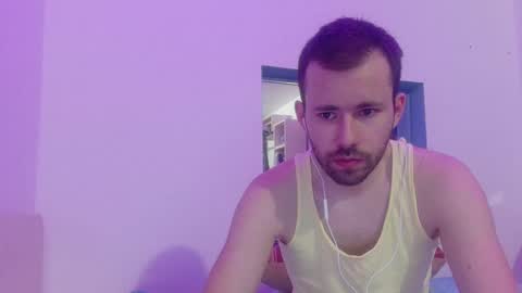 Snapshot of denboyxx chatting on February 9, 9:49 pm Den online show from February 9, 9:49 pm