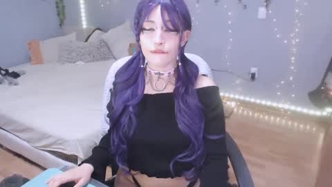 Denisse    schedule Monday to Friday 1300-1900 mexican time Saturday-maybe it could be a surprise IDEPENDENT MODEL online show from October 7, 12:19 am