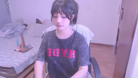 Snapshot of deni_bloom chatting on February 25, 11:03 pm Denisse schedule Monday to Friday 1300-1900 mexican time Saturday-maybe it could be a surprise IDEPENDENT MODEL online show from February 25, 11:03 pm