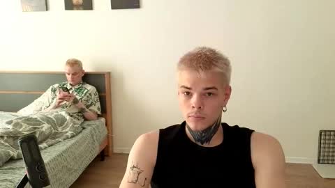 Snapshot of denis_here chatting on September 9, 1:21 pm Denis online show from September 9, 1:21 pm