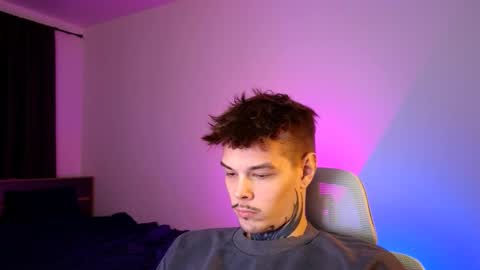 Denis online show from February 13, 8:05 pm