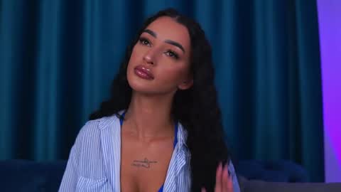 denisedevilles online show from April 23, 8:00 pm