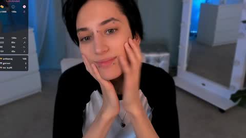 Snapshot of deniseparadise chatting on January 29, 4:41 pm Unfortunately Denise has discontinued her work but I hope you will be excited about the new cool girl Jia online show from January 29, 4:41 pm