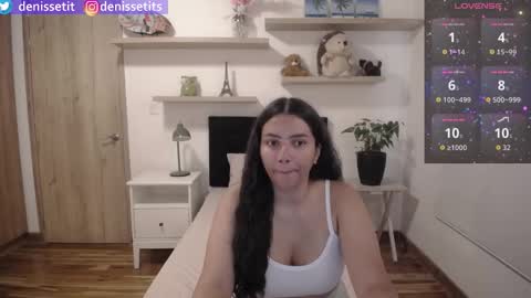    online show from October 12, 2:05 pm