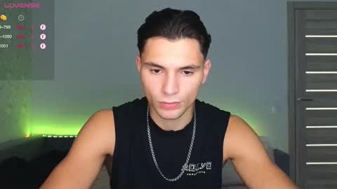 Den online show from October 29, 9:00 am