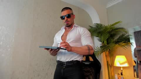 dennis_cox_ online show from December 28, 10:36 am