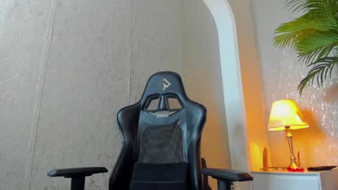 dennis_cox_ online show from January 14, 12:56 pm