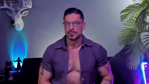 dennis_cox_ online show from January 8, 10:06 am